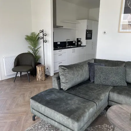 בקתה Type Cube Comfort 6 Persons Lathum